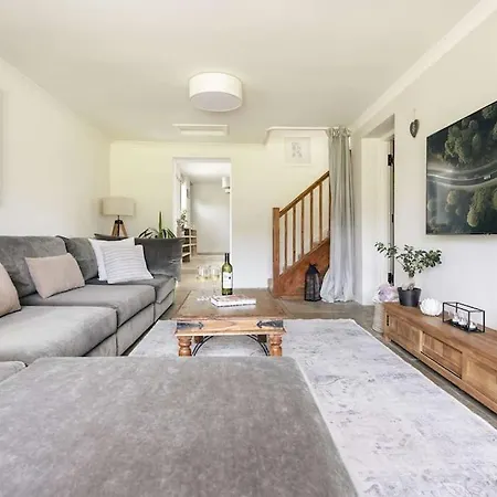Tatil Evi Leavens Farmstead A Rural District Retreat With Hot Tub - Ridgestone