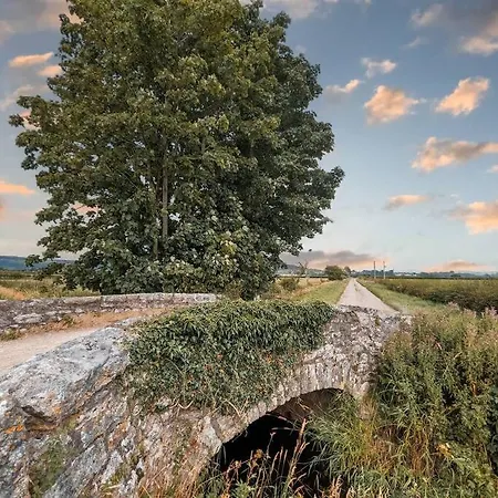 בית נופש Leavens Farmstead A Rural District Retreat With Hot Tub - Ridgestone